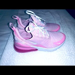 Pink air max 270 size 4.5 youth (6 in women’s)